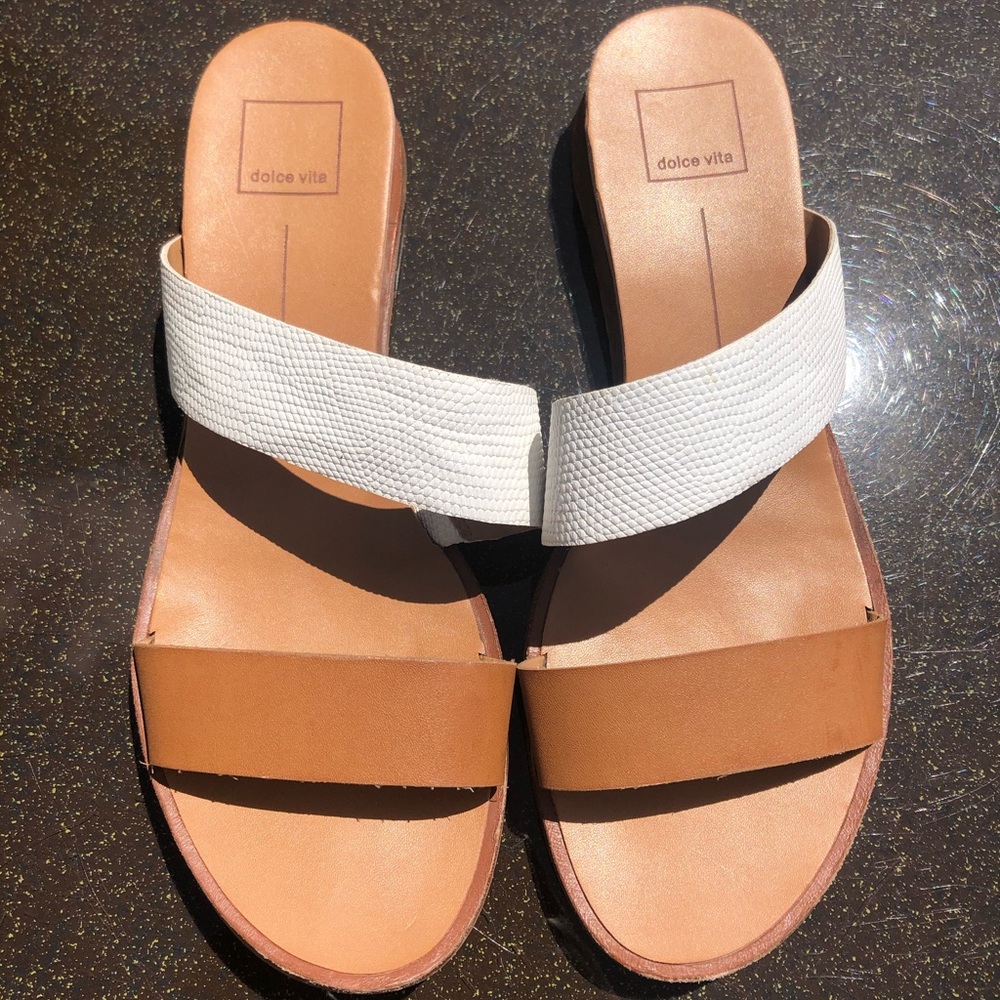 Dolce Vita Pris Wedge Sandal
